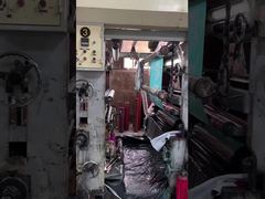 공장에서 가방을 만드는 과정