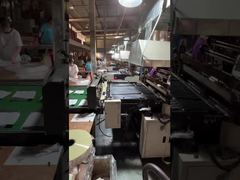 정밀 제조 조립 라인 가동 중